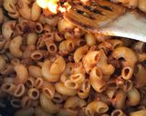 A picture of step 6 of Sausage meat pasta bake.