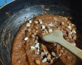 A picture of step 7 of Anjeer gud ki puran poli.
