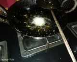 A picture of step 3 of Potato Cheese Bomb.
