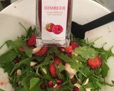 صورة لخطوة 5 من وصفة سلطة الجرجير والفراولة 😋🍓