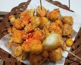 Foto langkah ke 6 dari resep Cilok goang bisa, Cilor krispri isi keju juga bisa.
