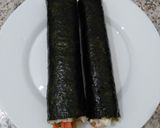 Foto langkah ke 5 dari resep Sushi roll ala rumahan (Norimaki Sushi).