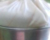 Foto langkah ke 5 dari resep Bolu pandan kukus.