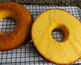 Foto del paso 1 de la receta: Savarín de maíz con relleno de cerezas y arándanos con nata