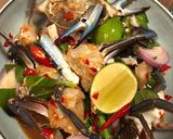 รูปขั้นตอนการทำที่ 3 ของ ยำปูม้าสด (Fresh blue crabs spicy salad)