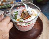 A picture of step 2 of Savory Overnight Oats.