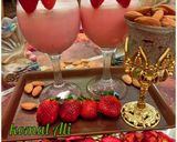 A picture of step 1 of Strawberry milk shake.