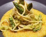 Foto del passaggio 4 della ricetta Spaghetti con asparagi e crema di datterini gialli