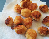 Foto del paso 3 de la receta: Bolitas de arroz con queso