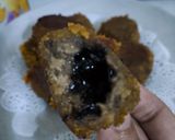 Foto langkah ke 6 dari resep Bola-Bola Pisang Isi Coklat.