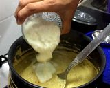 A picture of step 12 of Malai kofta with white gravy curry.