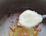 A picture of step 1 of Chicken macaroni with capsicum.