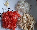 Foto del paso 1 de la receta: Chile guajillo relleno, con crema de pereil