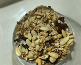Foto del paso 2 de la receta: Granola muy fácil con anacardos, almendras y nueces