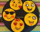 A picture of step 7 of Emoji lemon rice.