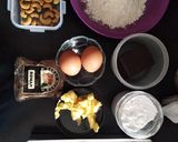 Foto langkah ke 1 dari resep Brownies shiny crust.