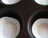 Foto del paso 2 de la receta Magdalenas integrales y delicadas de sésamo