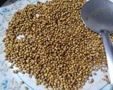 A picture of step 1 of Homemade Pure Garam Masala.