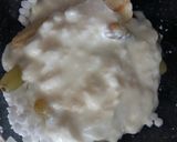 A picture of step 2 of Sabudana in a fruit dressing.