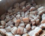 รูปขั้นตอนการทำที่ 3 ของ เมนู ผัดพริกขิงหมูสามชั้น