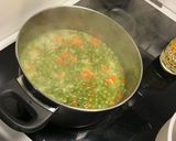 صورة لخطوة 4 من وصفة رز بالجزر والبازيلاء😻😻