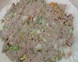 A picture of step 3 of Qeema bhary Parathy.