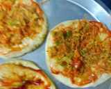 वेजी फ्राई कुलचा पिज़्ज़ा (veggie fry kulcha pizza recipe in Hindi) रेसिपी चरण 4 फोटो