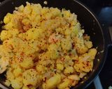 Foto del paso 3 de la receta Coliflor salteada con ajo