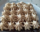 Une image de l'étape 8 de Gâteau praliné vanille et framboises.