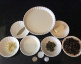 Foto del paso 1 de la receta: Aceitunas Negras y Alcaparras en Salsa de Crema