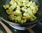 ফুলকপির রেজালা(fulkopir rezala recipe in Bengali) রেসিপির ধাপ 1 ছবি
