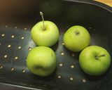 Almás-kakaós-fahéjas kevert sütemény recept fázis 2 fotója