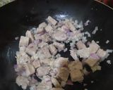 Foto del paso 3 de la receta: Pasta tricolor con crema de champiñones y chuleta de cerdo
