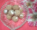 A picture of step 4 of Coconut beetroot laddoo.