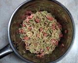Foto langkah ke 2 dari resep Mie Selimut.