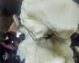 A picture of step 2 of Jamun Lassi.
