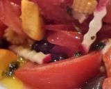 Foto del paso 5 de la receta Ensalada de Tomate Rama, Pavía, Olivas de Aragón y Rabanito