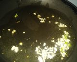 A picture of step 2 of Chicken vegetable pasta.