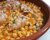 Foto del paso 7 de la receta: Garbanzos con peus de porc y senderuelas
