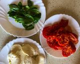Roston sült bazsalikomos mozzarellás csirkemell recept fázis 2 fotója