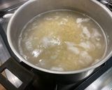A picture of step 2 of Gratin with Orzo, Sausages, Mushrooms, and Emmental Cheese.