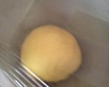 Hình bước làm 2 của món Pizza đế bí ngô- sốt bò bằm kiểu Ý kèm homemade sốt cà chua