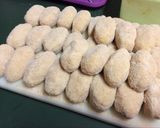 Foto del paso 6 de la receta Croquetas con merluza rebozada, atún en aceite y huevo duro