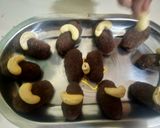 A picture of step 8 of સોજી ચોકલેટ રોલ (Semolina Chocolate Roll Recipe In Gujarati).