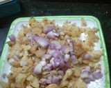 A picture of step 3 of Pani Batashe (Pani Puri).