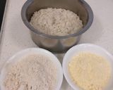 A picture of step 2 of Flattened rice or poha thalipeeth.