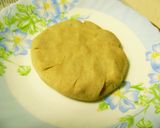 A picture of step 5 of Paneer Paratha.