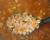 Foto del paso 5 de la receta: Sopa de conchitas con verduras
