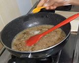 A picture of step 4 of Ragda Patties Chaat.
