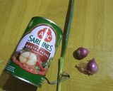 Foto langkah ke 1 dari resep Tumis Sarden Kaleng.